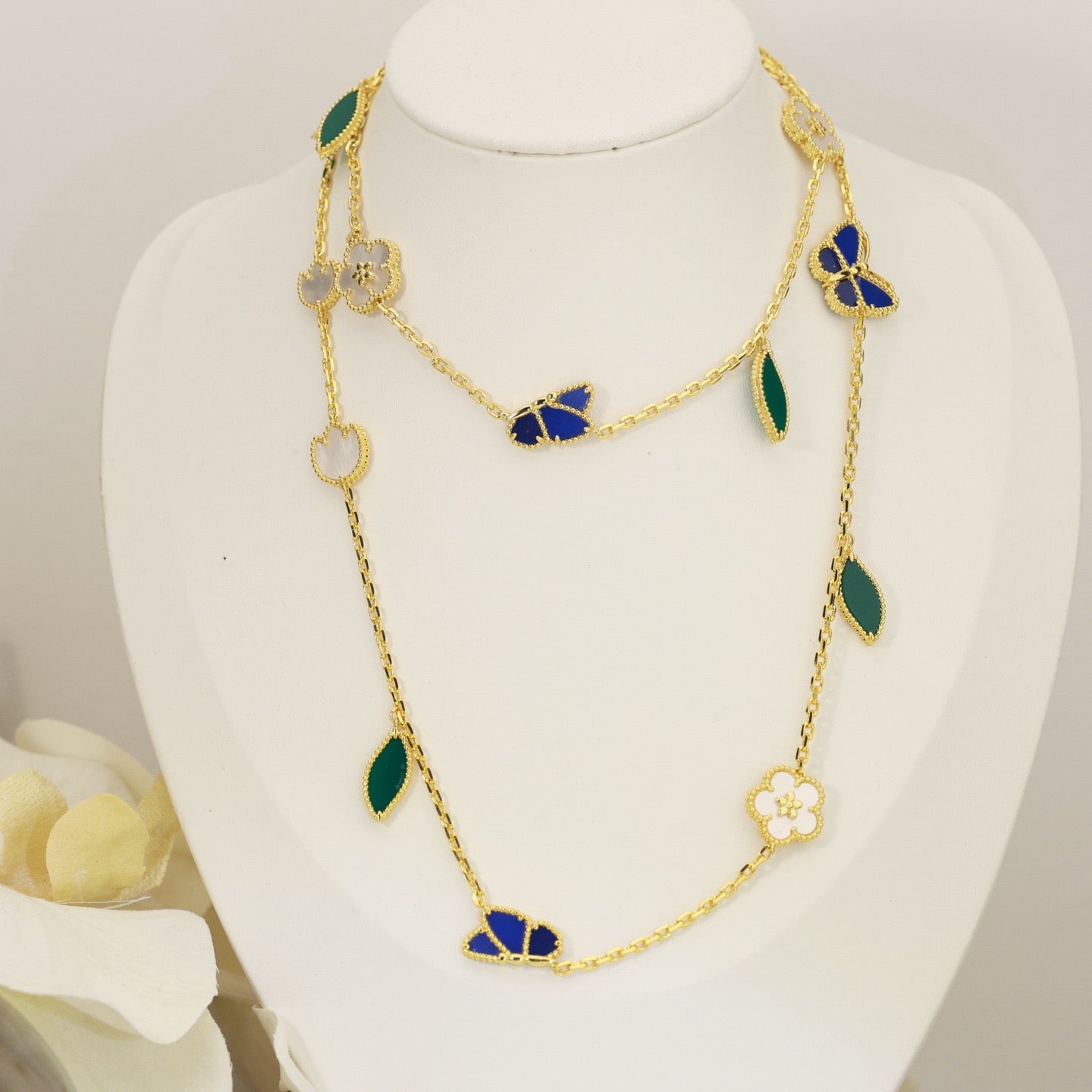 [LunaMar]LUCKY SPRING BUTTERFLY & FLOWER STATEMENT NECKLACE - 15-MOTIF FLORAL DESIGN