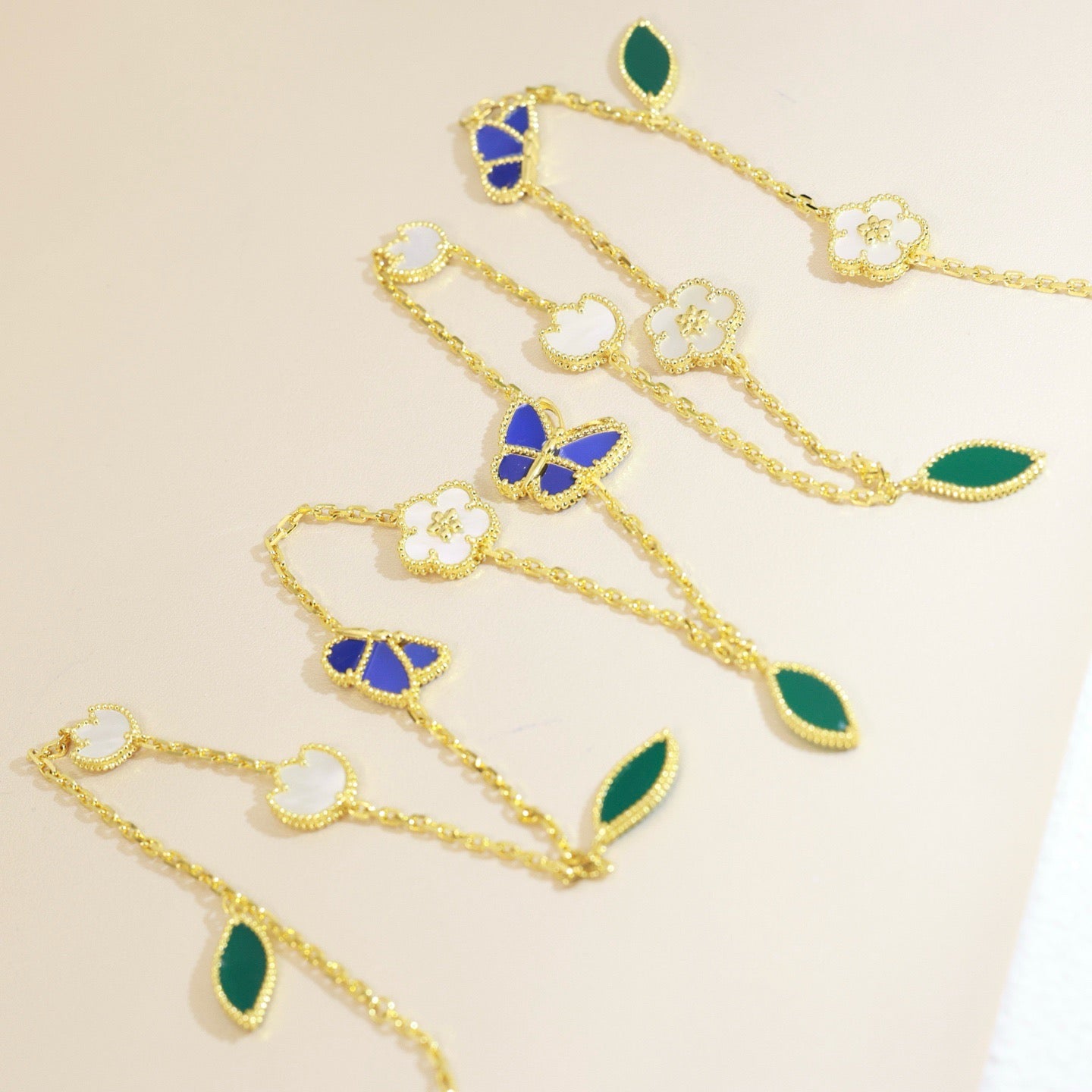 [LunaMar]LUCKY SPRING BUTTERFLY & FLOWER STATEMENT NECKLACE - 15-MOTIF FLORAL DESIGN