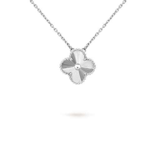 [LunaMar]15MM CLOVER FLOWER PENDANT NECKLACE WHITE GOLD COLLECTION