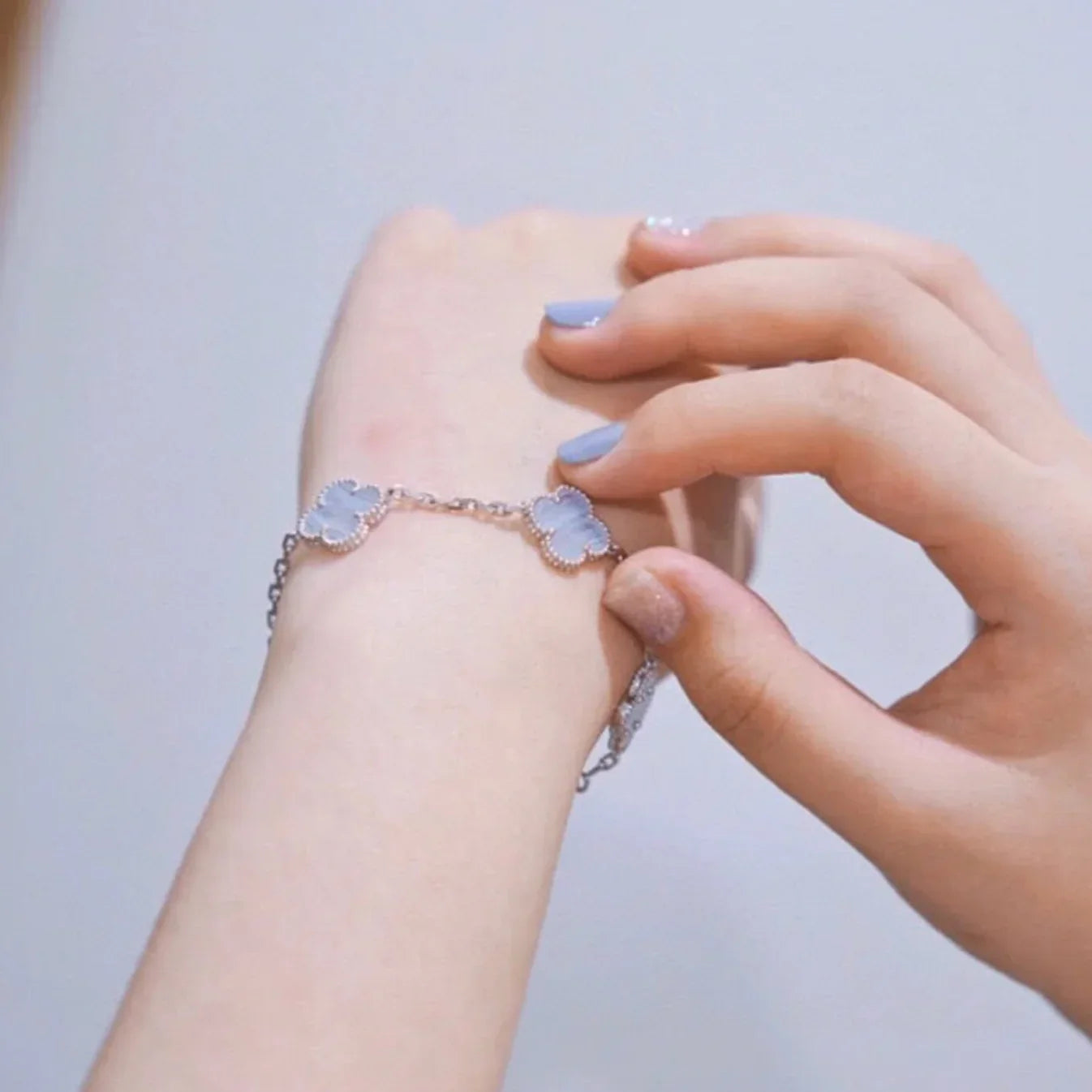 [LunaMar]LUCKY CLOVER 5-MOTIF BRACELET - PURPLE CHALCEDONY COLLECTION