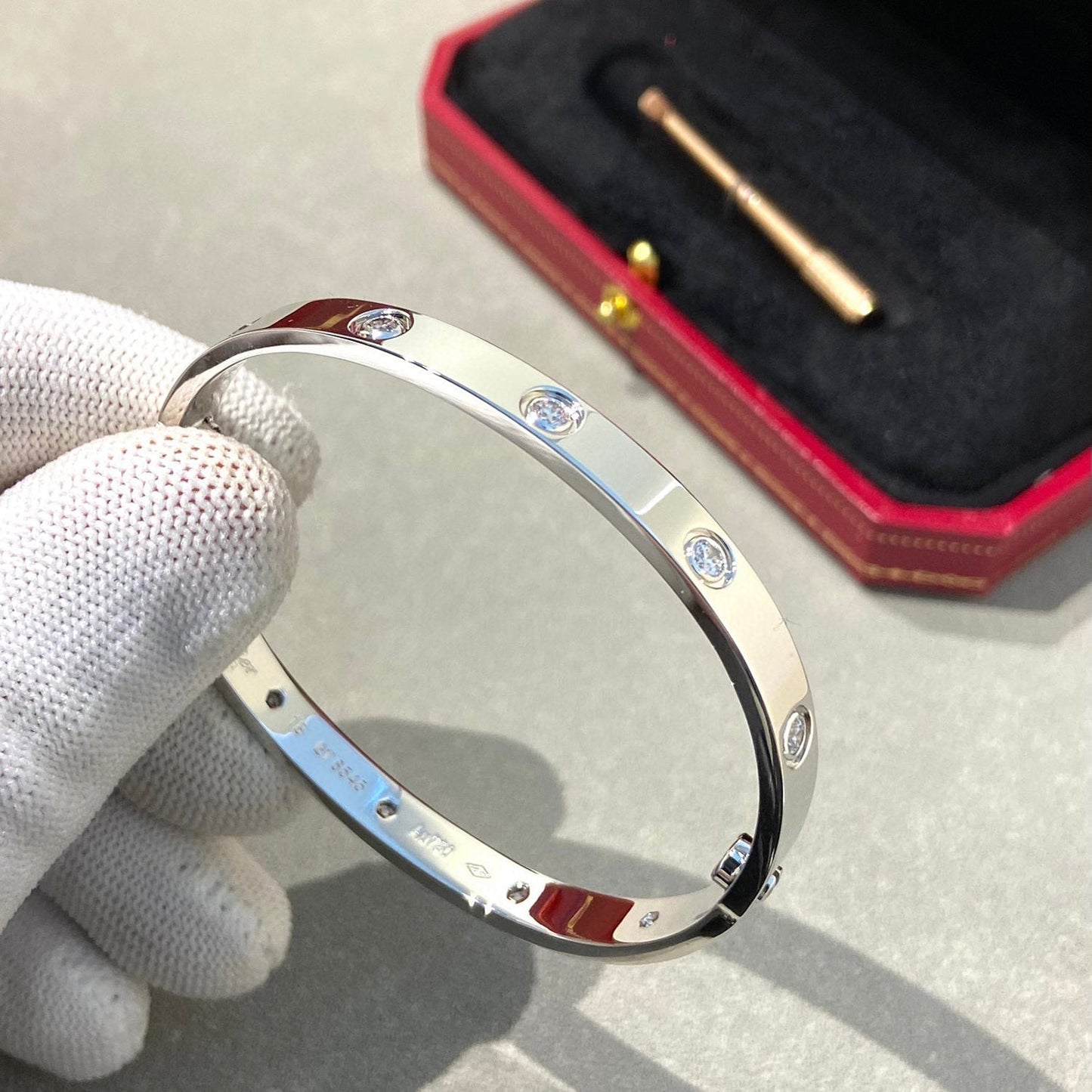 [LunaMar]CLASSIC 6.1MM LOVE BANGLE - 10-DIAMOND
