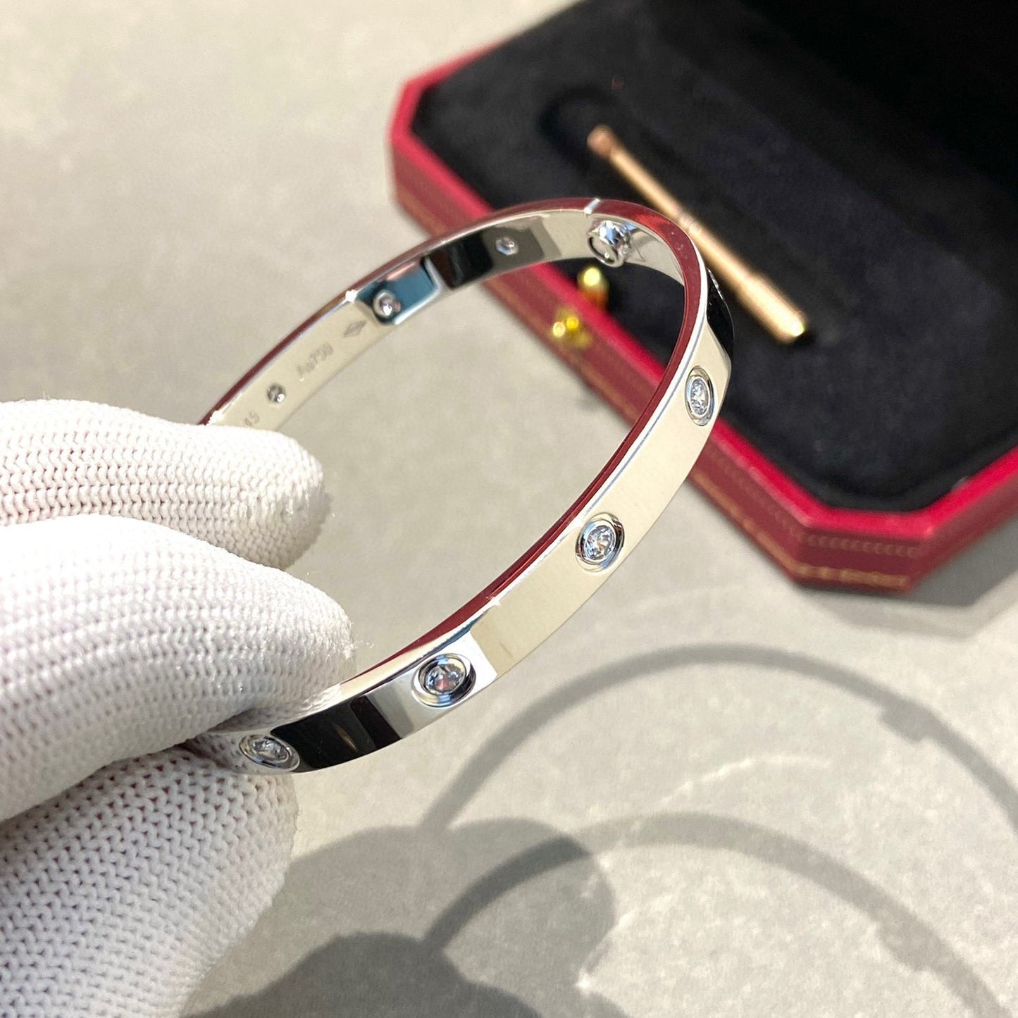 [LunaMar]CLASSIC 6.1MM LOVE BANGLE - 10-DIAMOND
