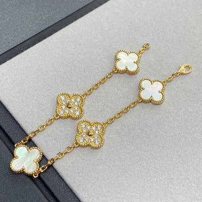 [LunaMar]LUCKY CLOVER 5-MOTIF BRACELET - WHITE MOTHER-OF-PEARL COLLECTION