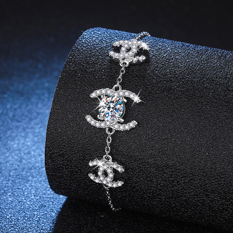 [LunaMar]CLASSIC INTERLOCKING MOISSANITE BRACELET
