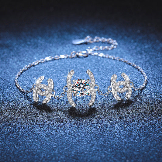 [LunaMar]CLASSIC INTERLOCKING MOISSANITE BRACELET