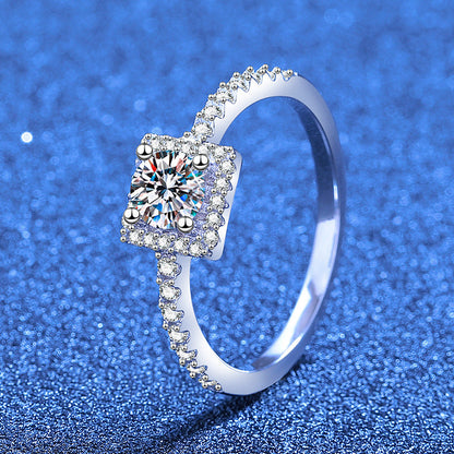 [LunaMar]DAINTY SUGAR-CUBE MOISSANITE RING