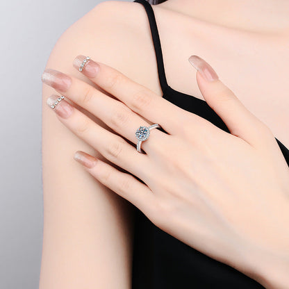 [LunaMar]RADIANT ROUND HALO MOISSANITE ENGAGEMENT RING