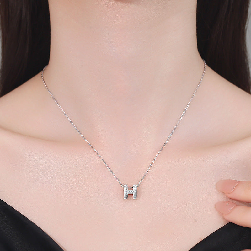 [LunaMar]FULL-PAVE "H" MOISSANITE PENDANT NECKLACE