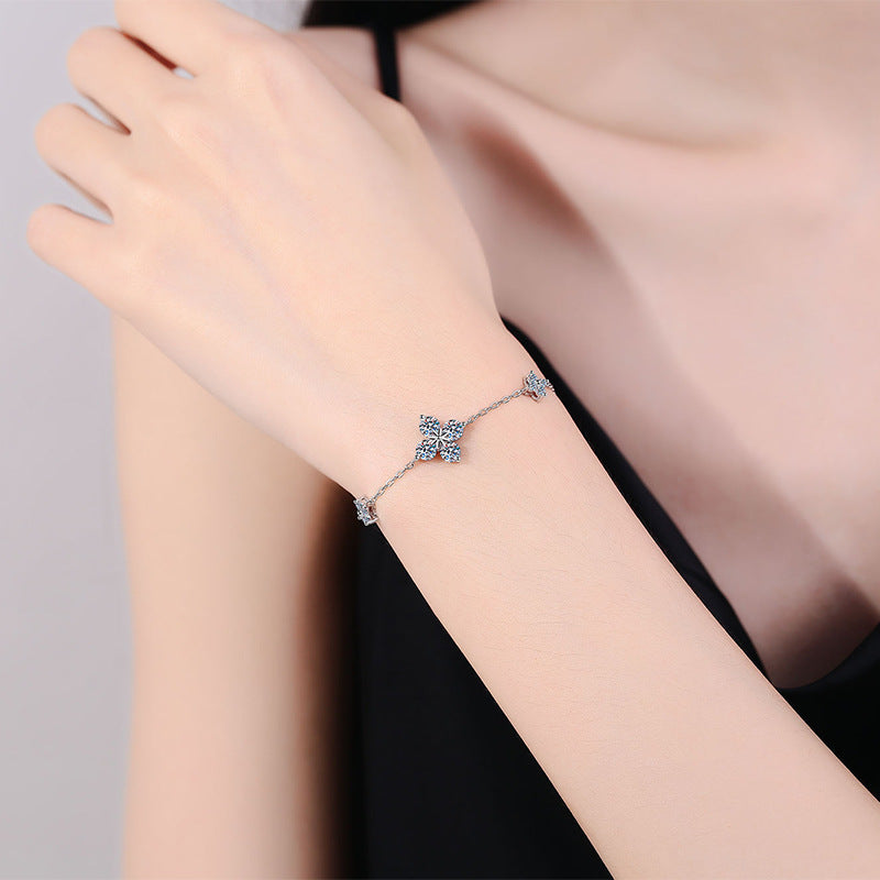 [LunaMar]CLOVER LUCKY CHARM MOISSANITE BRACELET