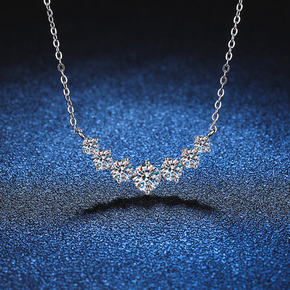 [LunaMar]MINIMALIST CURVED SMILE MOISSANITE NECKLACE