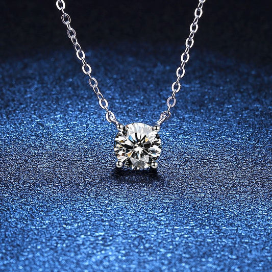 [LunaMar]CLASSIC FOUR-PRONG SOLITAIRE MOISSANITE NECKLACE