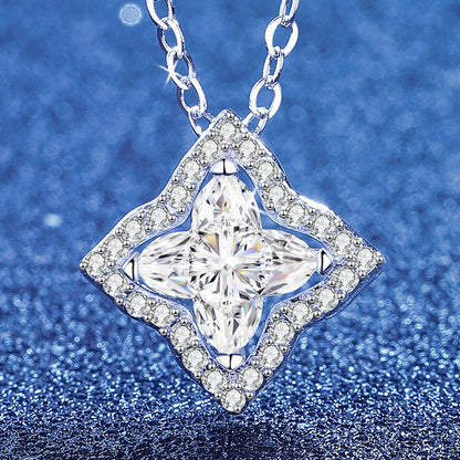 [LunaMar]STAR-CLOVER MOISSANITE NECKLACE