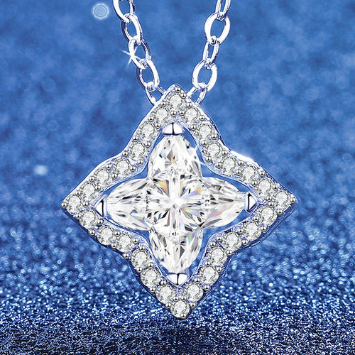 [LunaMar]STAR-CLOVER MOISSANITE NECKLACE