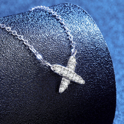 [LunaMar]MODERN X-SHAPE PAVÉ MOISSANITE NECKLACE