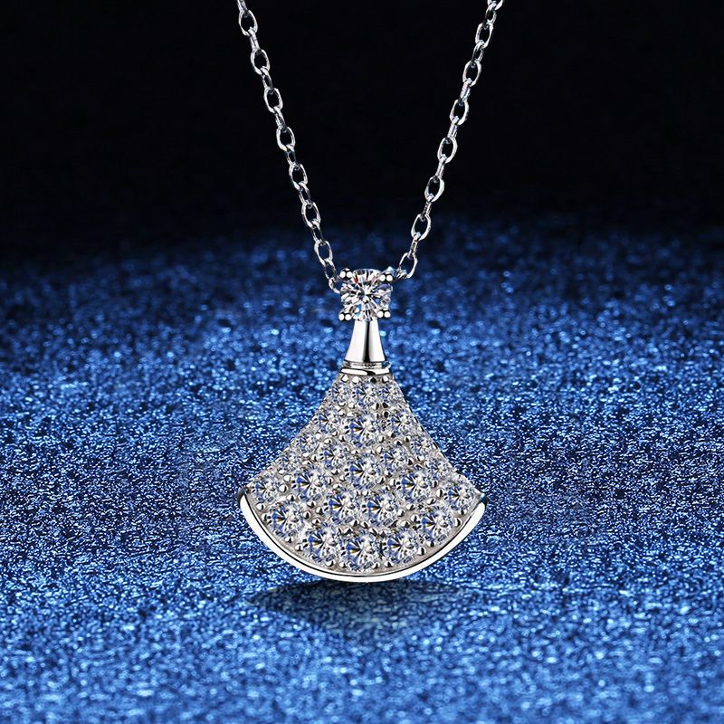 [LunaMar]ELEGANT FAN-SHAPED MOISSANITE PENDANT NECKLACE