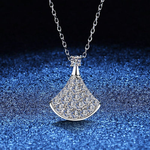 [LunaMar]ELEGANT FAN-SHAPED MOISSANITE PENDANT NECKLACE