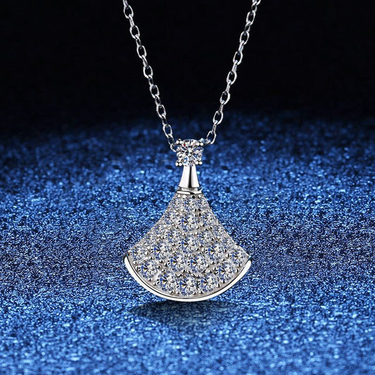 [LunaMar]ELEGANT FAN-SHAPED MOISSANITE PENDANT NECKLACE