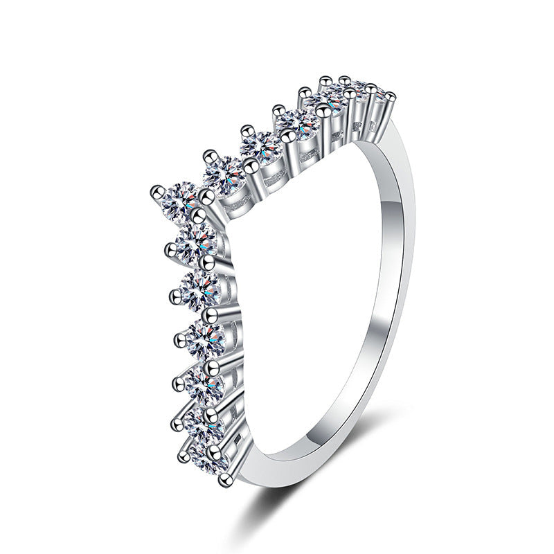 [LunaMar]ELEGANT V-SHAPED CHEVRON MOISSANITE RING