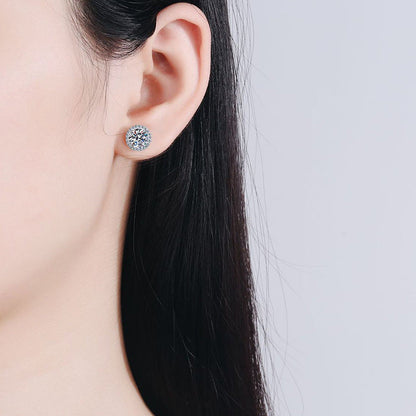 [LunaMar]CLASSIC 4-PRONG ROUND MOISSANITE STUD EARRINGS