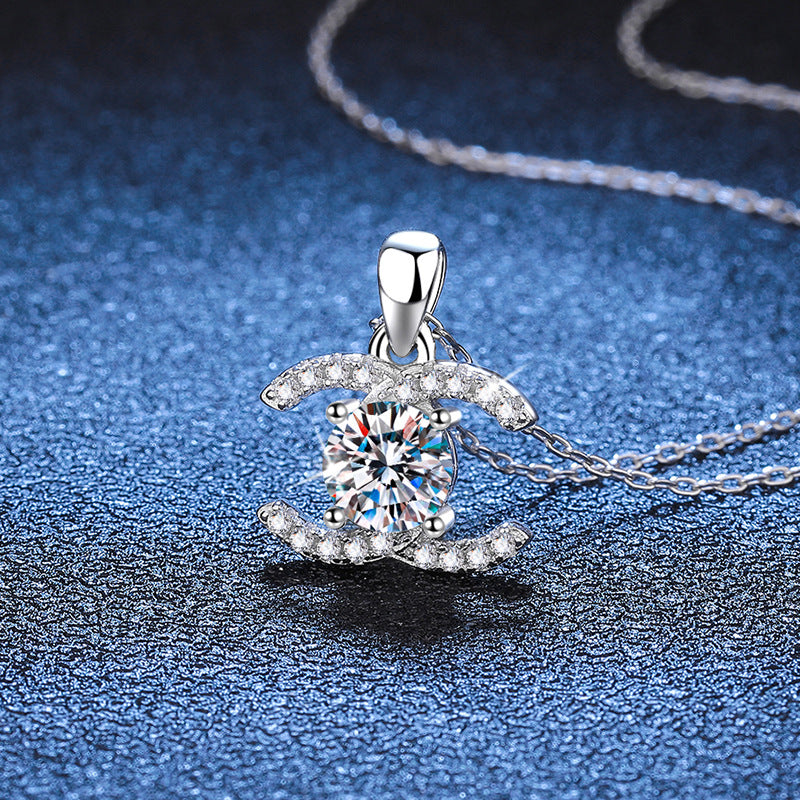 [LunaMar]CLASSIC INTERLOCKING MOISSANITE PENDANT NECKLACE