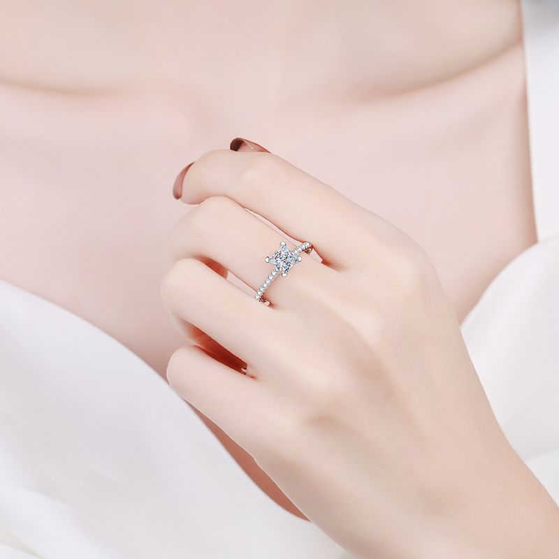 [LunaMar]ELEGANT PRINCESS CUT MOISSANITE ENGAGEMENT RING