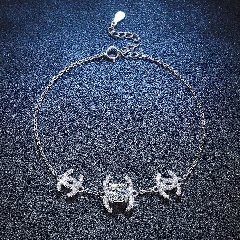[LunaMar]CLASSIC INTERLOCKING MOISSANITE BRACELET