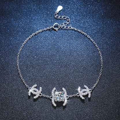 [LunaMar]CLASSIC INTERLOCKING MOISSANITE BRACELET