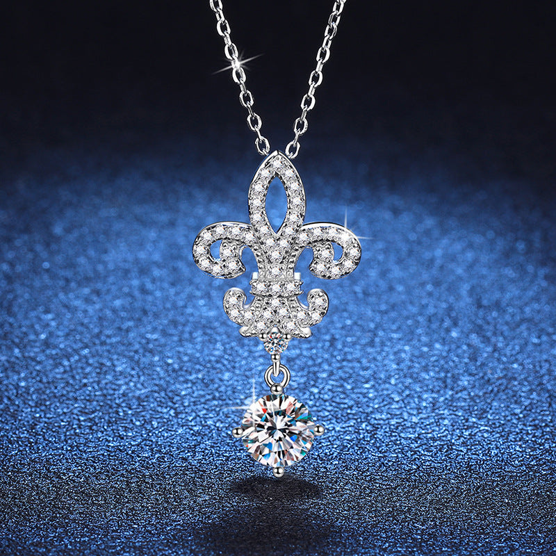 [LunaMar]ROYAL FLEUR-DE-LIS MOISSANITE PENDANT NECKLACE