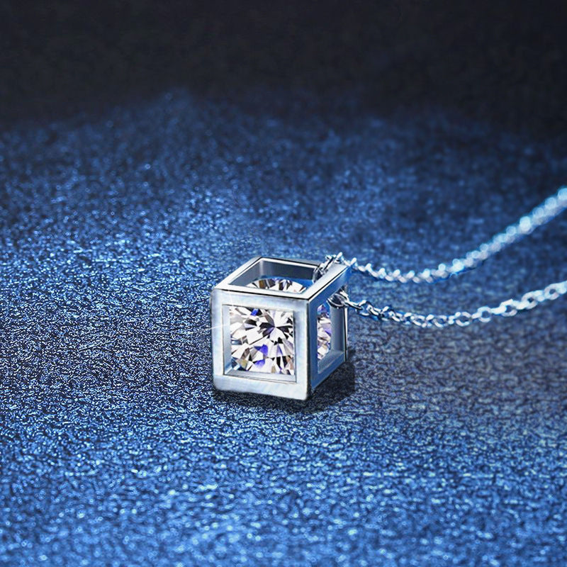 [LunaMar]GEOMETRIC SUGAR-CUBE MOISSANITE NECKLACE