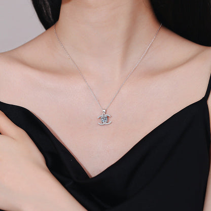[LunaMar]CLASSIC INTERLOCKING MOISSANITE PENDANT NECKLACE