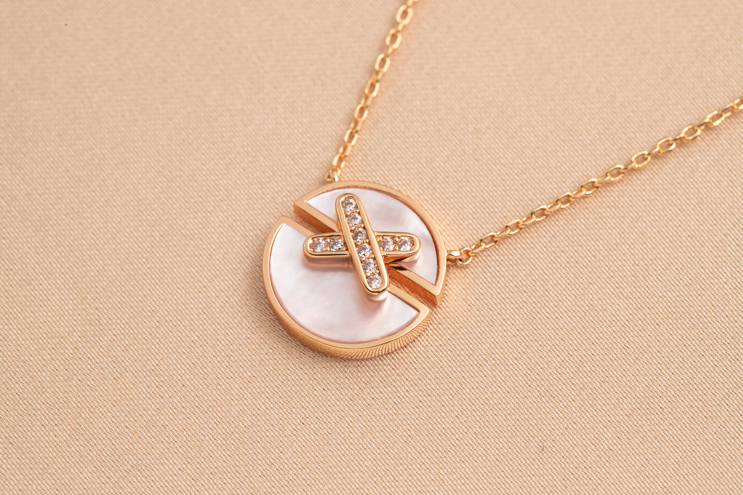 [LunaMar]JEUX DE ROSE GOLD DIAMOND NECKLACE