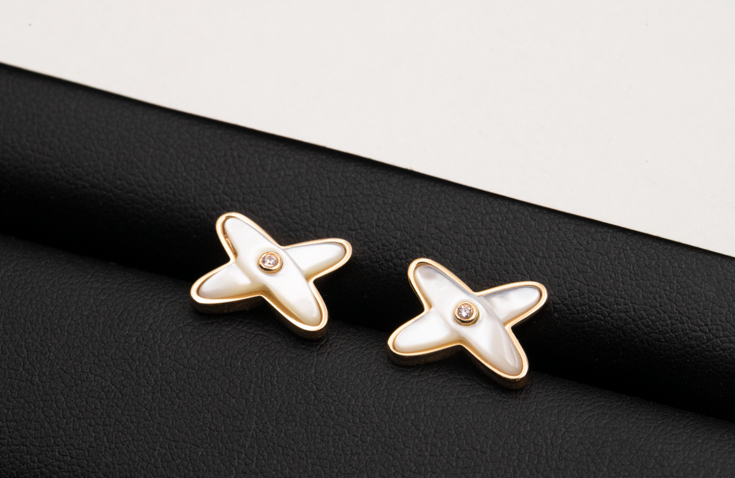 [LunaMar]JEUX DE WHITE MOP ROSE GOLD DIAMOND EARRINGS