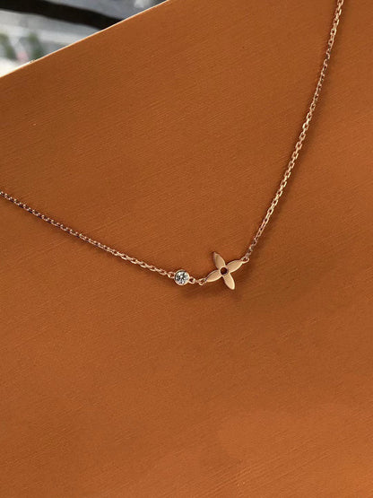 [LunaMar]BLOSSOM PENDANT ROSE GOLD AND DIAMOND