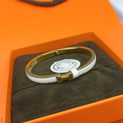 [LunaMar]CLASSIC HM CLIC WHITE 8MM ENAMEL BRACELET