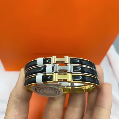 [LunaMar]CLASSIC HM CLIC BLACK 8MM ENAMEL BRACELET