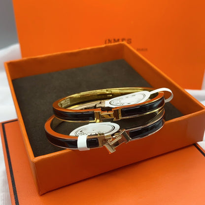 [LunaMar]CLASSIC HM CLIC BLACK 8MM ENAMEL BRACELET