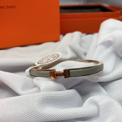 [LunaMar]CLASSIC HM CLIC GREEN 8MM ENAMEL BRACELET