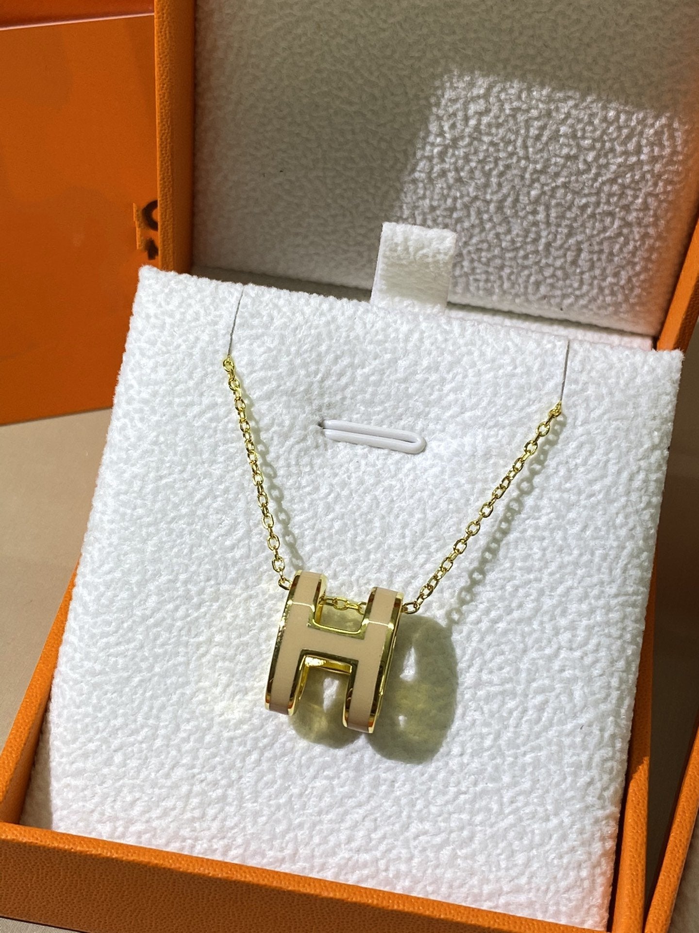 [LunaMar]HM CLIC YELLOW ENAMEL GOLD NECKLACE