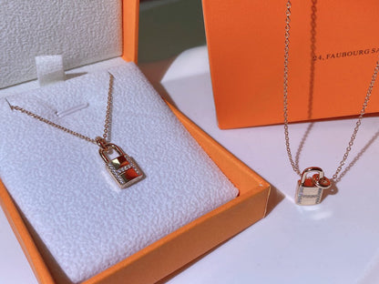 [LunaMar]HM ADVANCED NICHE LOCK HEAD NECKLACE DIAMONDS