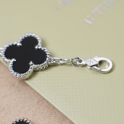 [LunaMar]LUCKY CLOVER 5-MOTIF BRACELET - BLACK OXNY COLLECTION
