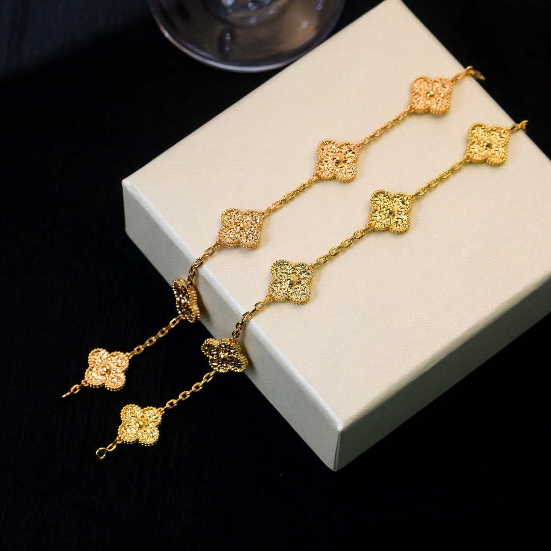 [LunaMar]LUCKY CLOVER 5-MOTIF BRACELET - BRONZING