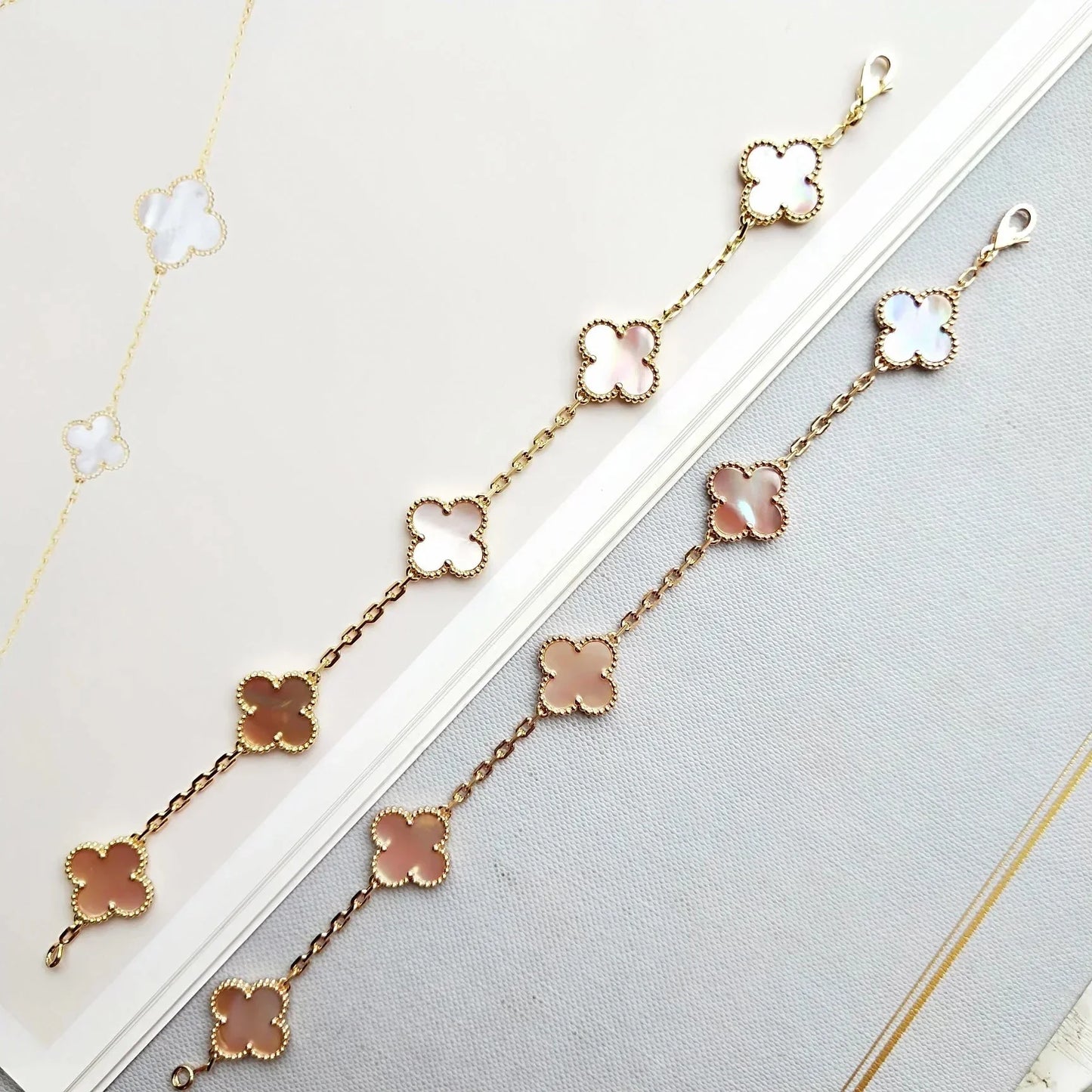 [LunaMar]LUCKY CLOVER 5-MOTIF BRACELET - PINK MOTHER-OF-PEARL COLLECTION