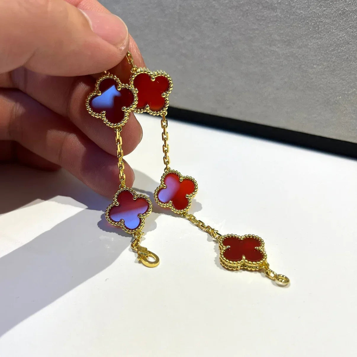 [LunaMar]LUCKY CLOVER 5-MOTIF BRACELET - RED CARNELIAN COLLECTION