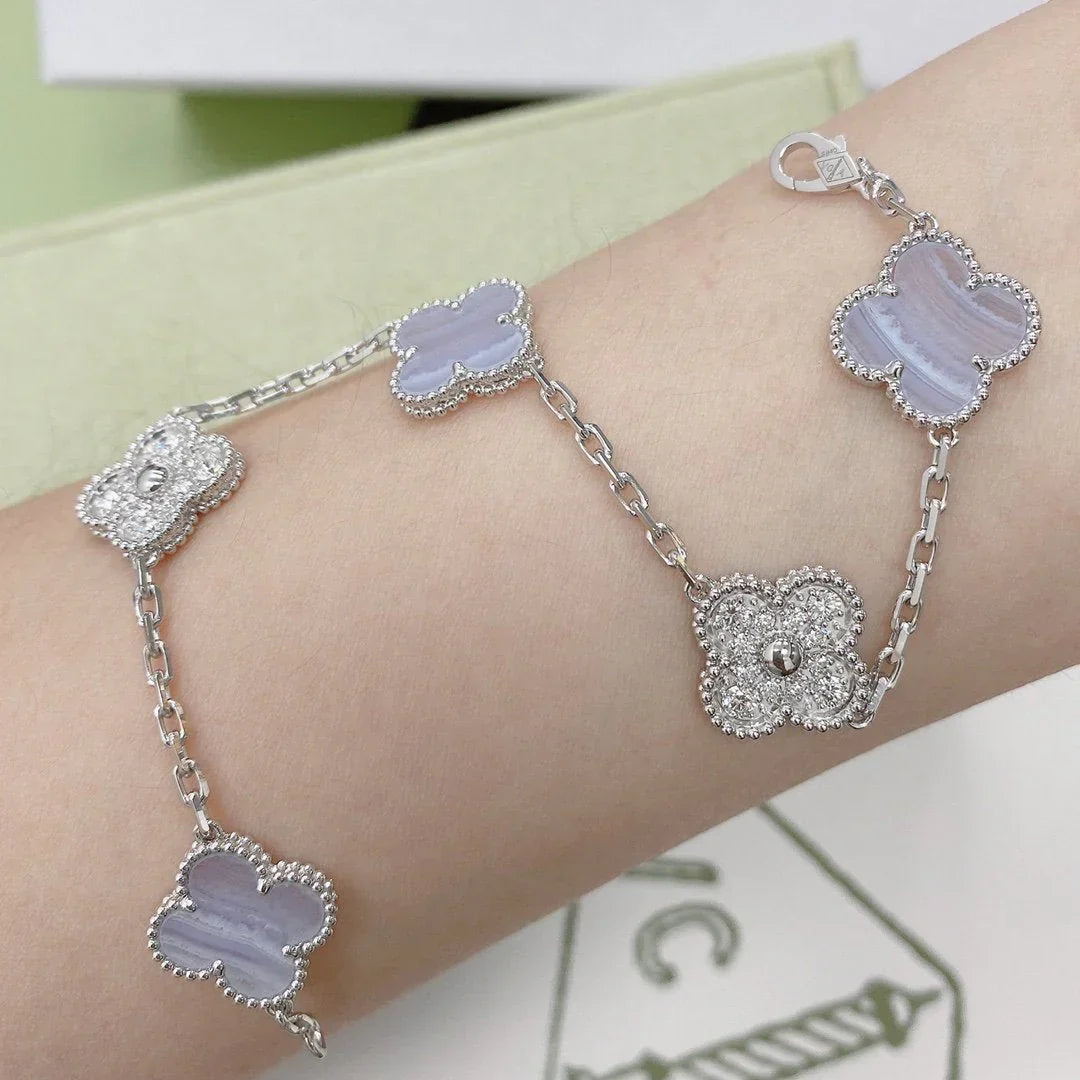 [LunaMar]LUCKY CLOVER 5-MOTIF BRACELET - PURPLE CHALCEDONY COLLECTION