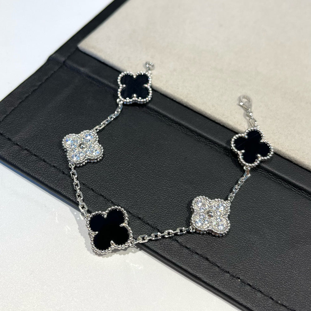 [LunaMar]LUCKY CLOVER 5-MOTIF BRACELET - BLACK OXNY COLLECTION