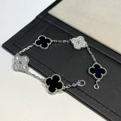 [LunaMar]LUCKY CLOVER 5-MOTIF BRACELET - BLACK OXNY COLLECTION