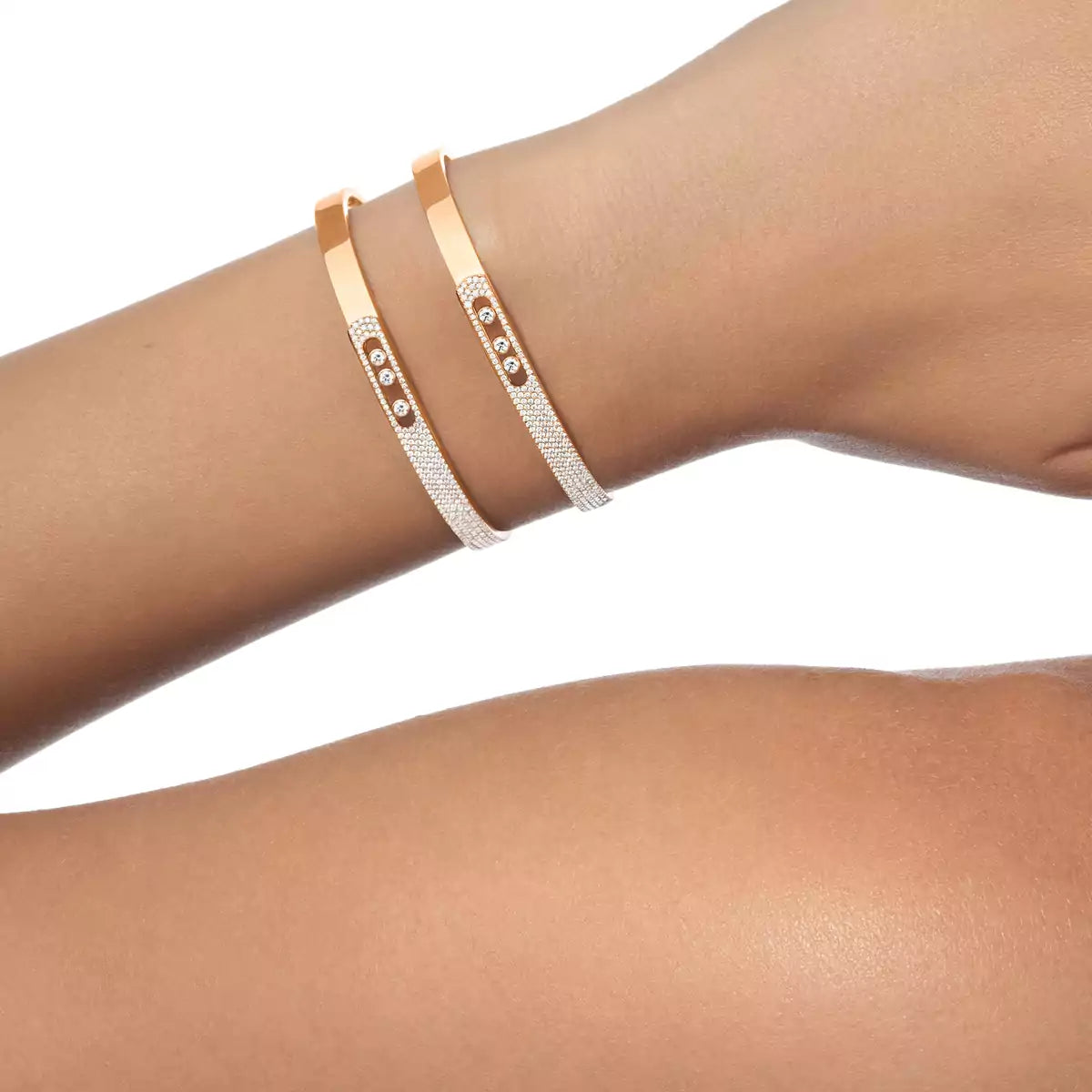 [LunaMar]MOVE NOA PAVÉ DIAMOND BANGLE BRACELET