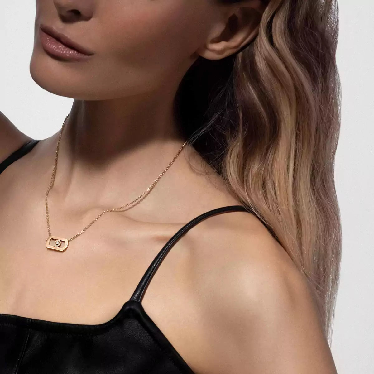 [LunaMar]LARGE MOVE PENDANT SINGLE DIAMOND NECKLACE
