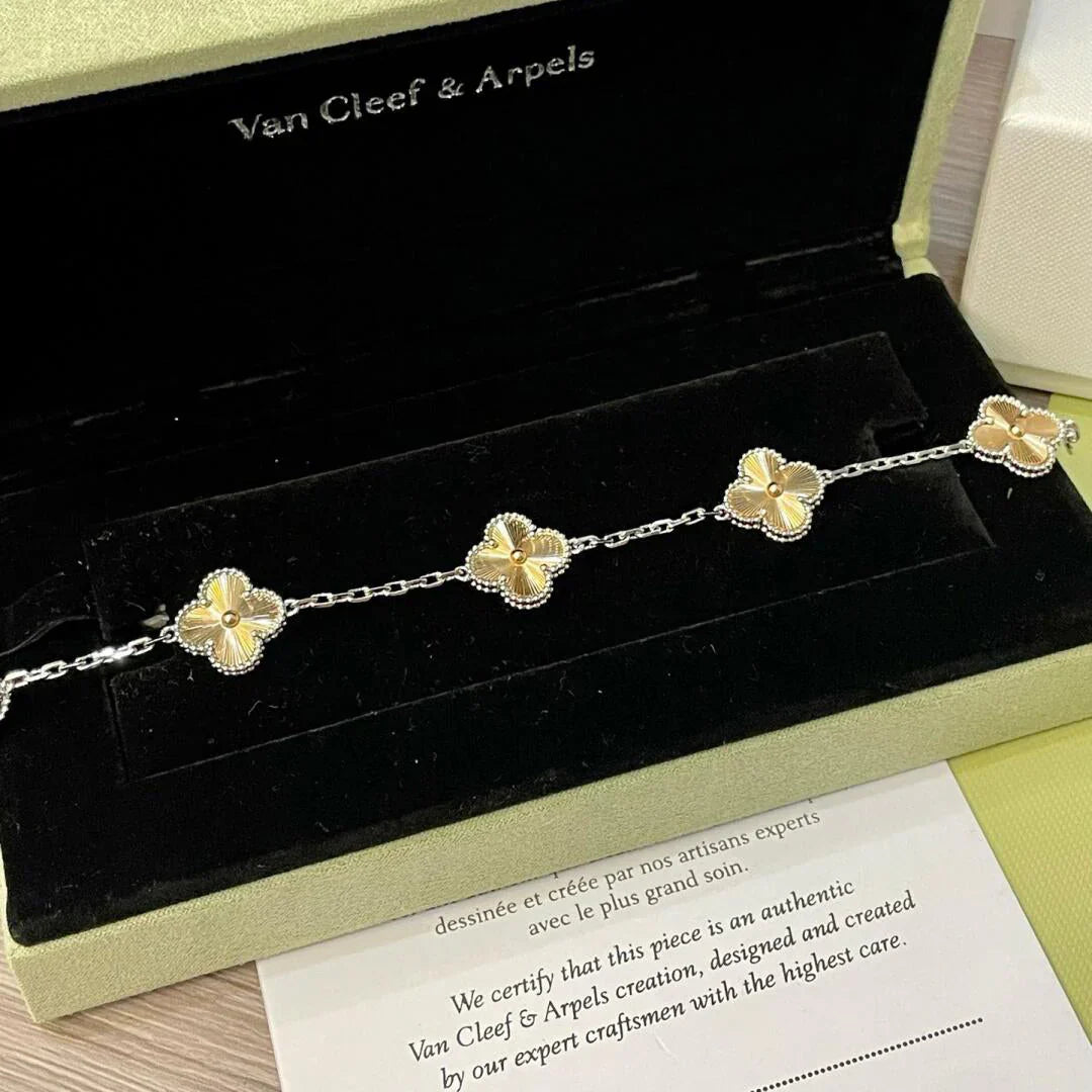 [LunaMar]LUCKY CLOVER 5-MOTIF BRACELET - LASER COLLECTION