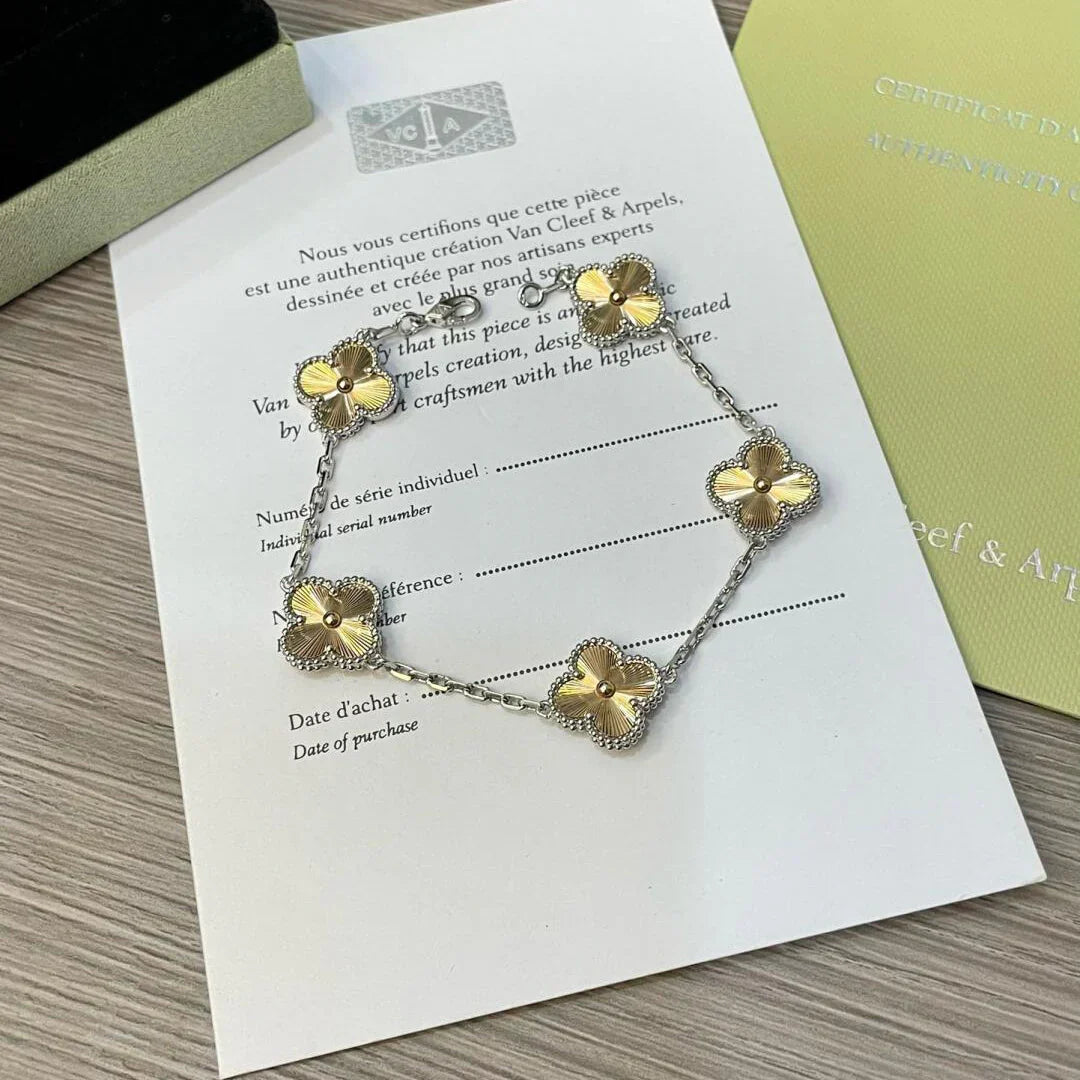 [LunaMar]LUCKY CLOVER 5-MOTIF BRACELET - LASER COLLECTION